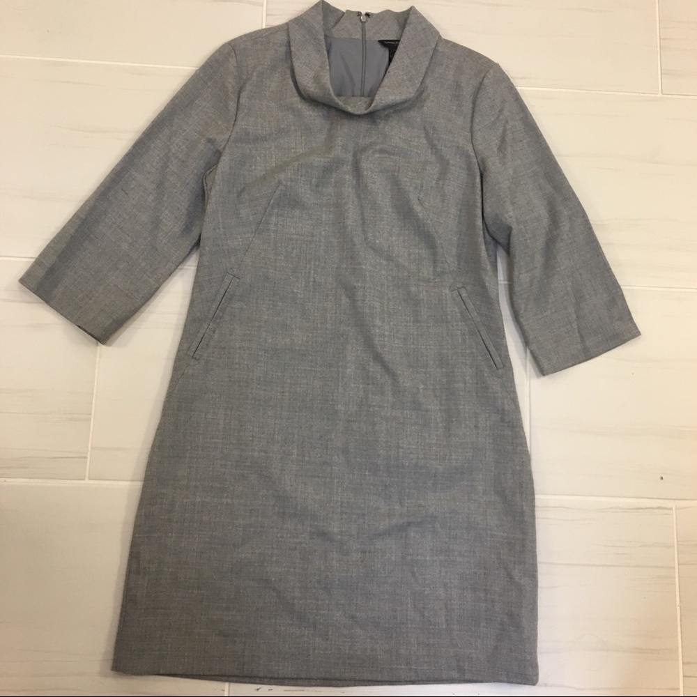 Banana Republic wool dress with POCKETS 🎉